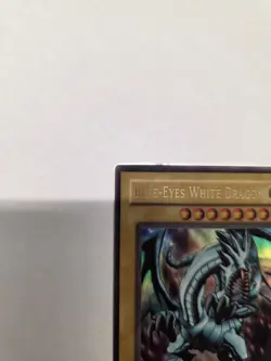 Yu-Gi-Oh! TCG Blue-Eyes White Dragon 1st Edition LOB-A001 English 1996 - Image 3