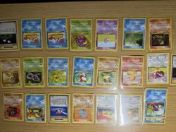 Pokemon Vintage Bundle Base Set Jungle/Fossil 23 Cards - Image 1