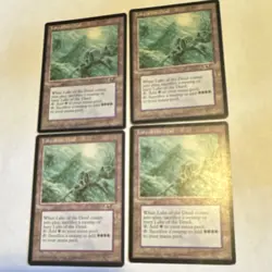 Magic: The Gathering Lake of the Dead x4 Black Land English Regular - Image 1
