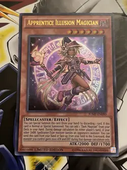 Yugioh Apprentice Illusion Magician JUMP-EN080 Ultra Rare Limited Edition NM - Image 2