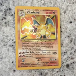 Pokemon Charizard 4/102 Base Set Holo Rare English 1999 Wizards of the Coast - Image 1