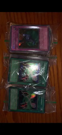 200+ Yu-Gi-Oh cards 200+ Magic Cards - Image 1
