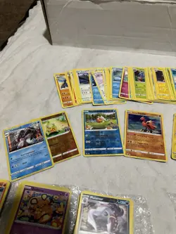 Pokemon Card Bulk Lot 6000+Com/Uncom, No Energies, Holos🔥SWSH & S&V Era - Image 4
