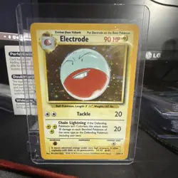Pokemon Electrode 2/64 Jungle Holo Rare Unlimited Stage 1 90 HP Card 1999 - Image 1