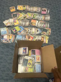 1000+ Pokemon Card Bulk Lot- SM SWSH SV Eras Base Bulk Non Holo Nm-Mp - Image 1