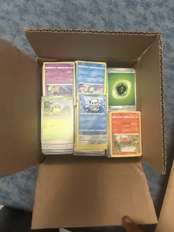 1000+ Pokemon Card Bulk Lot- SM SWSH SV Eras Base Bulk Non Holo Nm-Mp - Image 2