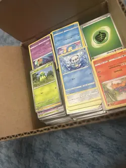 1000+ Pokemon Card Bulk Lot- SM SWSH SV Eras Base Bulk Non Holo Nm-Mp - Image 3