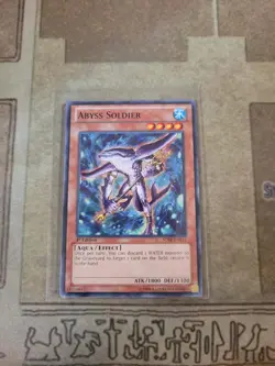 YUGIOH ABYSS SOLDIER SDRE-EN014 COMMON 1ST ED NM - Image 1