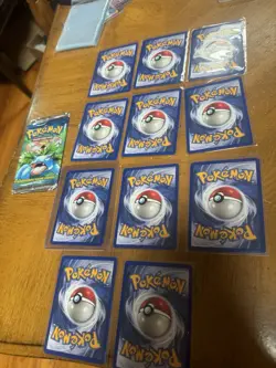 Pokemon 1999 Base Set Pack (opened) - Image 4