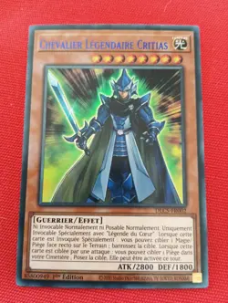 CHEVALIER LEGENDAIRE CRITIAS DLCS-FR002 1ST VIOLET ULTRA RARE CARTE YU-GI-OH! FR - Image 1