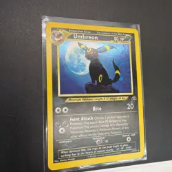 Pokemon TCG Umbreon 13/75 Neo Discovery Unlimited Holo Eng (Front NM Back VG) - Image 3