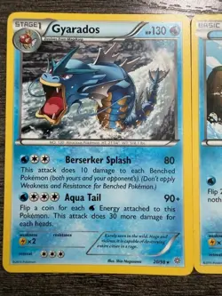 POKEMON CARDS GYRADOS 20/98 RARE + MAGIKARP 19/98 NON HOLO LP - Image 2