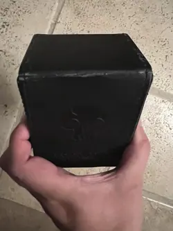 MTG Mana Flip Deck Box - Ultra Pro Black - Image 4