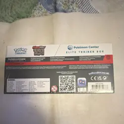 Pokemon TCG Scarlet & Violet Pokemon Center Exclusive 151 Elite Trainer Box - Image 4