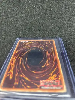 Blue-Eyes White Dragon SDK-001 Kaiba Ultra Rare Holo Dragon 3000/2500 Unlimited - Image 3