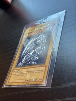 YU-GI-OH Blue Eyes White Dragon Ultimate Rare 89631139 GREAT CONDITION - Image 3