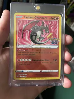 Radiant Charizard 011/078 Pokemon GO Holo - Image 1