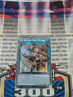 Tri-Brigade Arms Mouser-Starlight Rare-DOOD-EN051-1st Edition-Yugioh! - Image 1