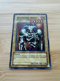 Summoned Skull RP01-EN024 Retro Pack (2020 Date Reprint) Unlimited NM ✨ - Image 1