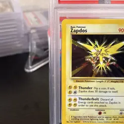 2000 POKEMON GAME BASE II #20 ZAPDOS-HOLO PSA 7 - Image 4