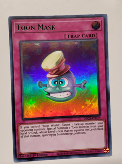 Yu-Gi-Oh Toon Mask DLCS-EN079 1st Edition Green Ultra Rare LP - Image 1