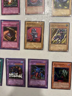 Yu-Gi-Oh Bulk Lot 72 Cards Foil & Holo Vintage 1996 Played Condition TCG - Image 3