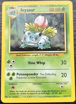 Ivysaur 030/102 Pokemon TCG WOTC Base Set Uncommon Light Play LP - Image 1
