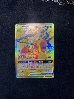 Pokemon TCG Reshiram & Charizard GX Sun & Moon Sm247 Holo Promo - Image 1