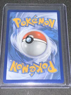 Zacian - 082/185 - Amazing Rare - SWSH Vivid Voltage - Pokemon Card Mint - Image 2