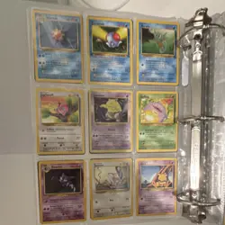550+ Pokemon Cards Binder (1999–2000) Wizards No Holos + trainer & energy lot - Image 3
