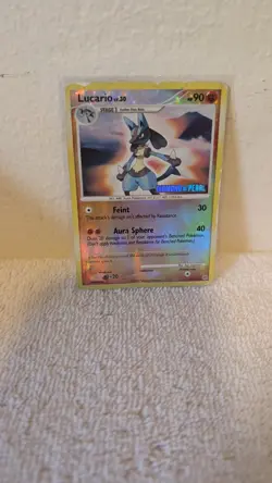 2007 Diamond and Pearl Lucario Reverse Holo Stamped 6/130 Pokemon - Image 1