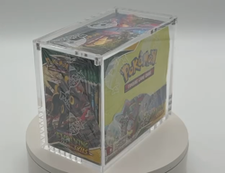 Pokemon TCG Sword & Shield Evolving Skies Booster Box Sealed w/ Acrylic Case - Image 2