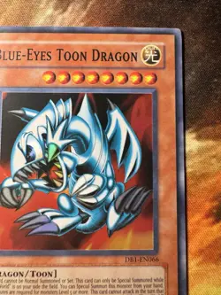 Yugioh Blue-Eyes Toon Dragon DB1-EN066 Super Rare LP - Image 3