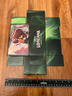 Lorcana Promo Deck Storage Box Goofy Disney - Image 3