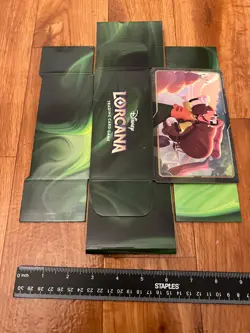 Lorcana Promo Deck Storage Box Goofy Disney - Image 5