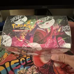 Pokemon TCG SW&SH Fusion Strike Booster Box 36 Packs In Acrylic Case, New Sealed - Image 3