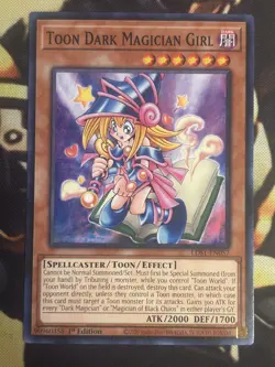Yugioh: Toon Dark Magician Girl - 1st Edition Card - NM - Image 1