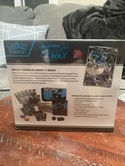 Pokemon TCG Scarlet Violet Black Bolt Elite Trainer Box - Image 2