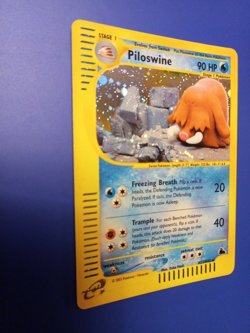 Piloswine Pokemon Skyridge Holo Rare H22 NM/M Swirl - Image 3