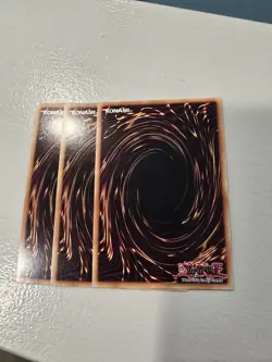 YUGIOH! 3X COMIC HAND. DLCS-EN077 ULTRA RARE. 1ST ED. NEAR MINT. - Image 2