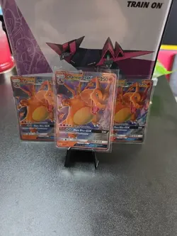 Pokemon TCG Charizard GX Sun Moon SM211 Holo Promo - Image 1