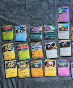 Pokemon TCG - 151 Bulk Lot of Cards! - 30+ Holos - Image 2