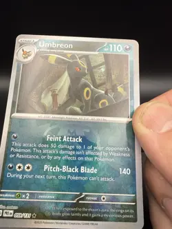 Umbreon (Master Ball Pattern) 059/131 Sv: Prismatic Evolutions Holo Pokemon - Image 2