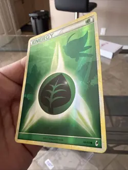 Pokemon TCG Grass Energy 2011 Call of Legends Holo Card 88/95 Celebi Silhouette - Image 4