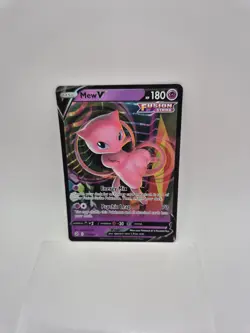 Pokemon Mew v Fusion Strike TCG Ultra Rare Card 113/264 - Image 1