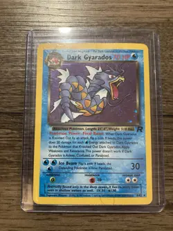 2000 Pokemon Team Rocket Dark Gyarados 8/82 Holo Swirl LP Rare - Image 1