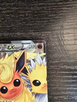 Flareon EX (Full Art) RC28-32 Generations: Radiant Collection Holo MP - Image 5