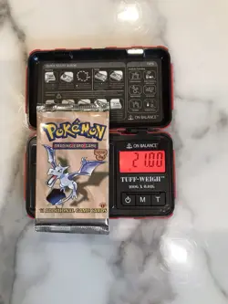 Pokemon Aerodactyl 1st Edition Fossil Booster Pack WOTC - FACTORY SEALED - Image 3
