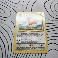 Pokemon TCG Pidgeotto 22/102 Base Set Non-Holo Rare Heavy Played - Image 2