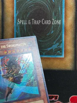 Yugioh Gearfried The Swordmaster DR3-EN142 Ultra Rare LP - Image 2